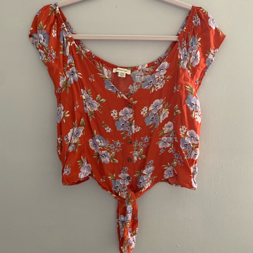 American Eagle Floral Cropped Button Up